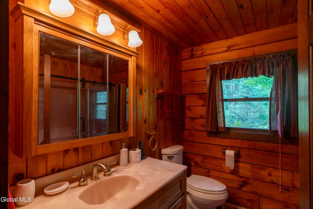 1919 Amsterdam Road, Ballston Spa, NY 12020