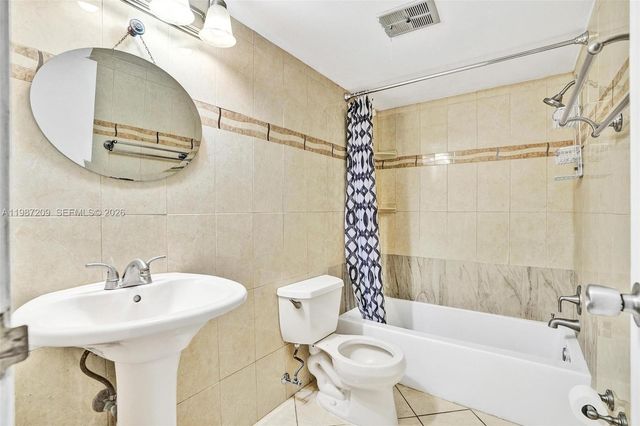 8301 Sands Point Blvd S205, Tamarac, FL 33321