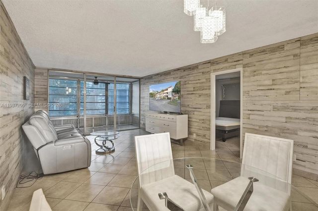 8301 Sands Point Blvd S205, Tamarac, FL 33321