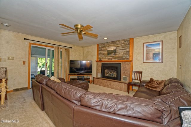 1841 Tower Street, Rotterdam, NY 12303