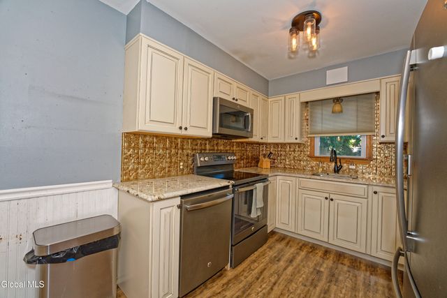 1841 Tower Street, Rotterdam, NY 12303