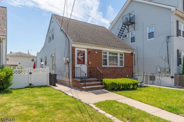 19 Albert St, North Arlington Boro, NJ 07031
