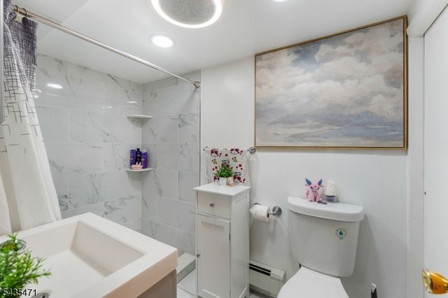 19 Albert St, North Arlington Boro, NJ 07031