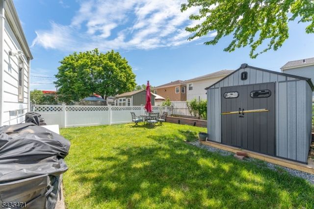 19 Albert St, North Arlington Boro, NJ 07031