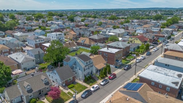 19 Albert St, North Arlington Boro, NJ 07031