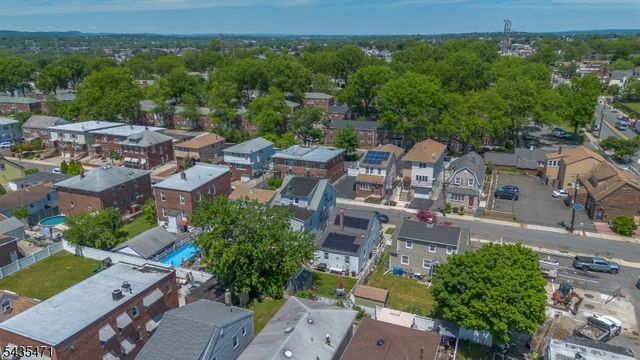 19 Albert St, North Arlington Boro, NJ 07031
