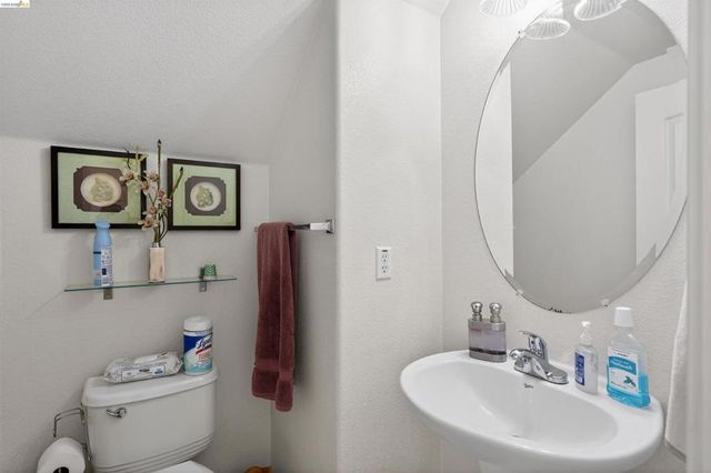 1221 Andrea way, Vallejo, CA 94591