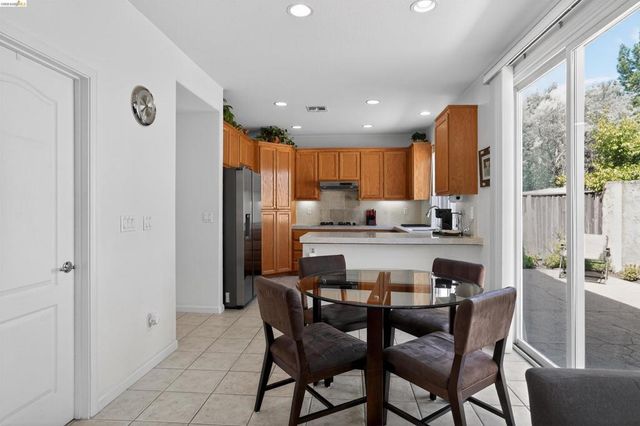 1221 Andrea way, Vallejo, CA 94591