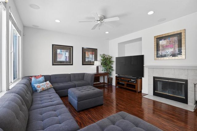 1221 Andrea way, Vallejo, CA 94591