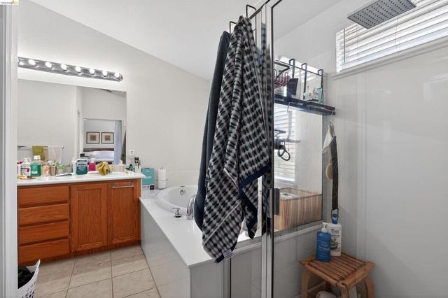 1221 Andrea way, Vallejo, CA 94591