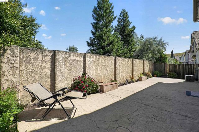 1221 Andrea way, Vallejo, CA 94591