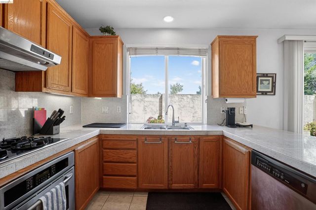 1221 Andrea way, Vallejo, CA 94591