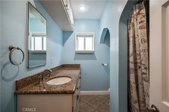 1217 Cary Avenue, Wilmington, CA 90744