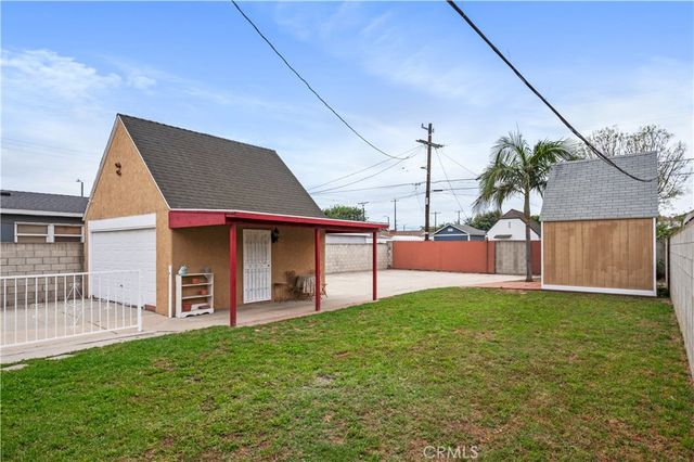 1217 Cary Avenue, Wilmington, CA 90744