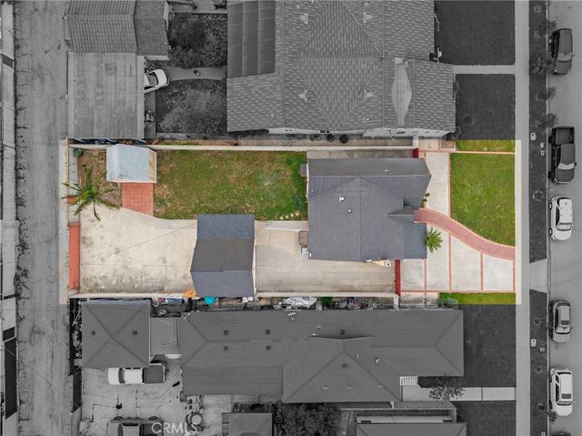 1217 Cary Avenue, Wilmington, CA 90744