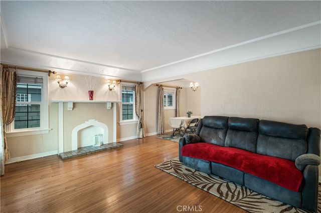 1217 Cary Avenue, Wilmington, CA 90744