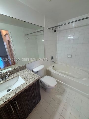 5077 NW 7th St 917, Miami, FL 33126