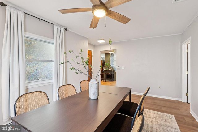 11 CRIMSON KING LN, Levittown, PA 19055