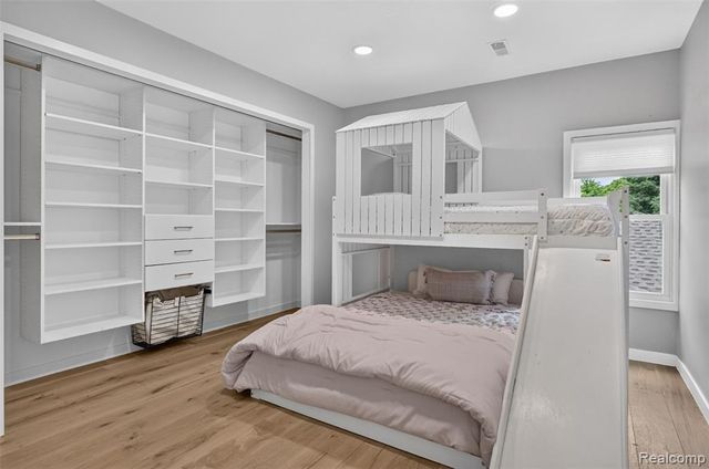3885 Quarton Road, Bloomfield Hills, MI 48302