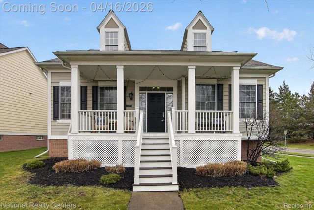 43181 Emerson Way, Novi, MI 48377