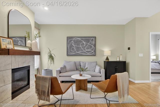 43181 Emerson Way, Novi, MI 48377