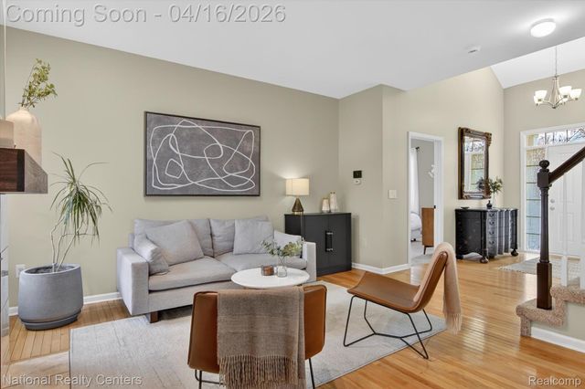 43181 Emerson Way, Novi, MI 48377