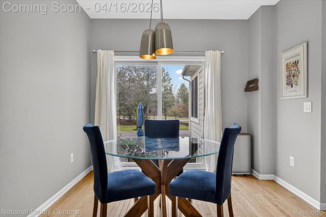 43181 Emerson Way, Novi, MI 48377