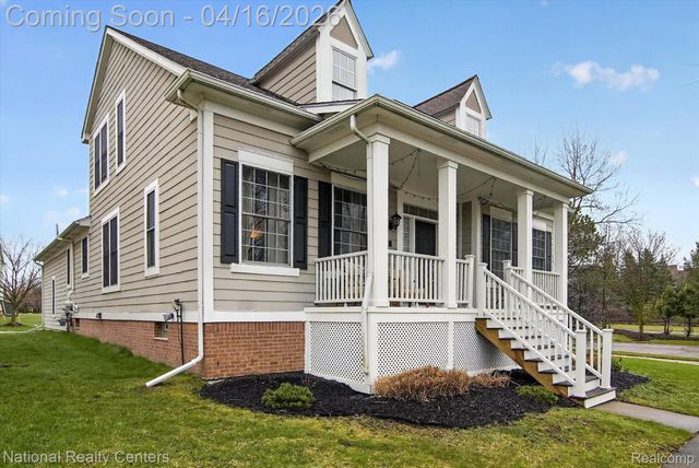 43181 Emerson Way, Novi, MI 48377