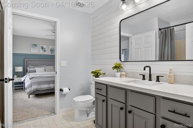 43181 Emerson Way, Novi, MI 48377