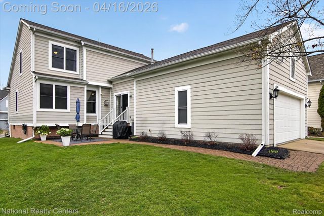 43181 Emerson Way, Novi, MI 48377