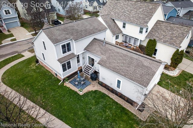 43181 Emerson Way, Novi, MI 48377