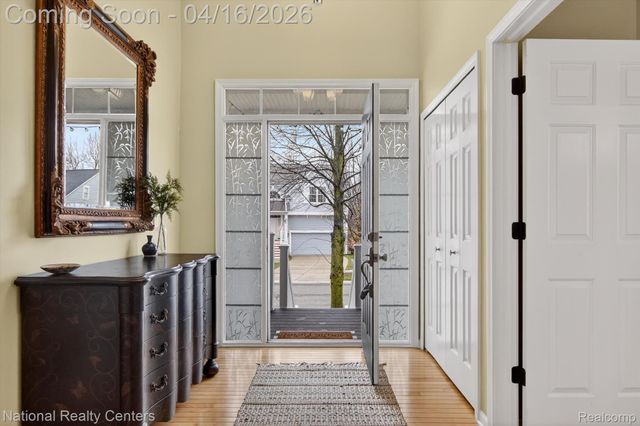 43181 Emerson Way, Novi, MI 48377