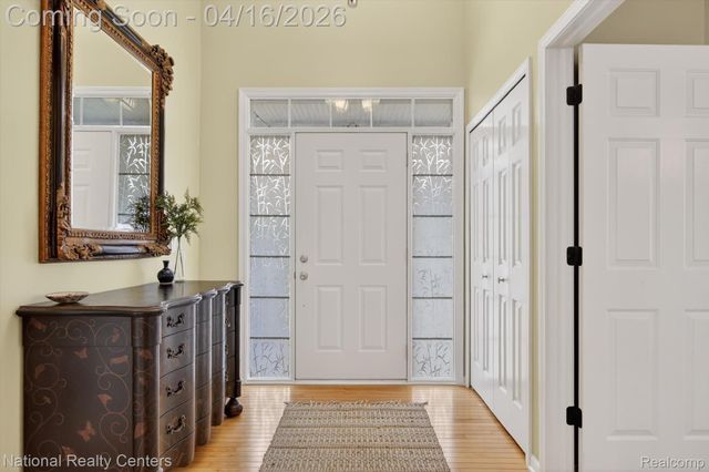 43181 Emerson Way, Novi, MI 48377