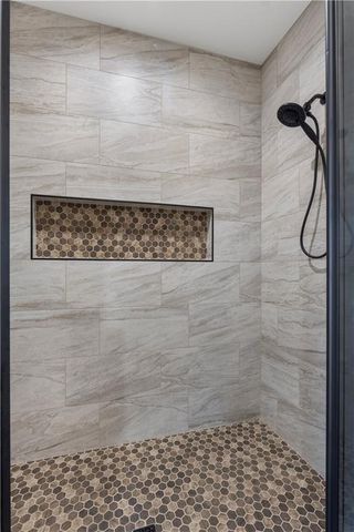 829 1001st Road, Odessa, MO 64076