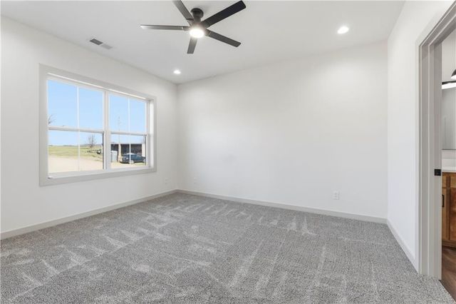 829 1001st Road, Odessa, MO 64076