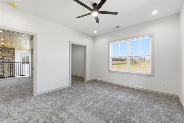 829 1001st Road, Odessa, MO 64076