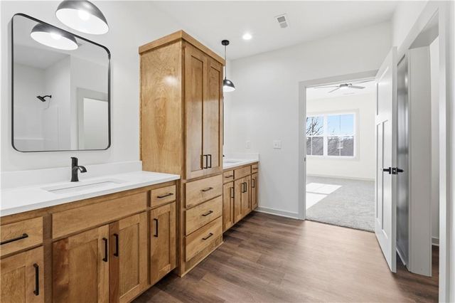 829 1001st Road, Odessa, MO 64076