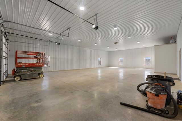 829 1001st Road, Odessa, MO 64076