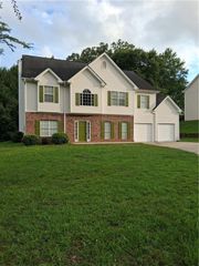 140 Dearing Woods Way, Covington, GA 30014