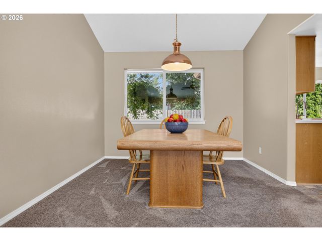 39820 Se Louden Rd, Corbett, OR 97019