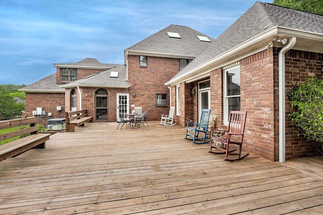 69 Valley Estates Cove, Little Rock, AR 72212