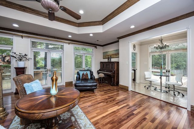 69 Valley Estates Cove, Little Rock, AR 72212