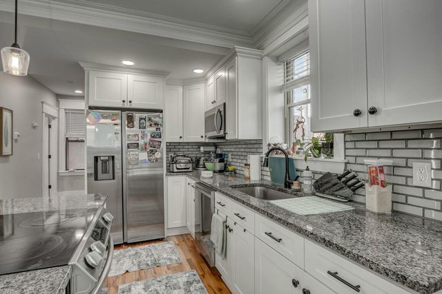 229-235 W 4th Street, Covington, KY 41011