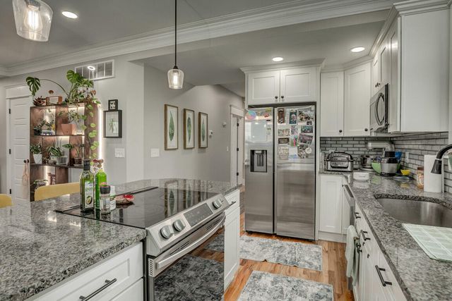 229-235 W 4th Street, Covington, KY 41011