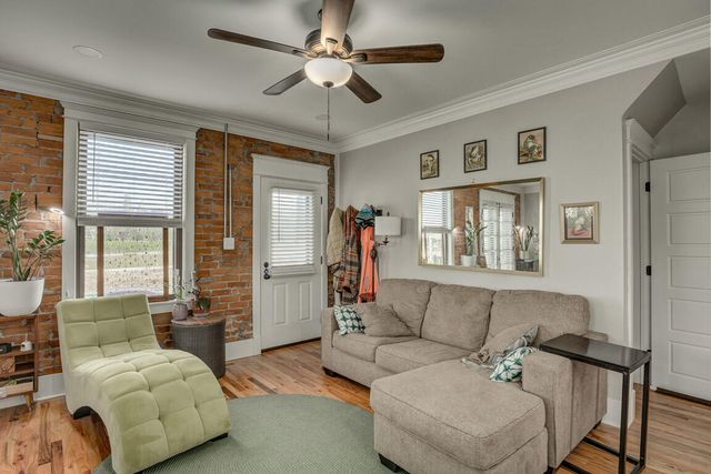 229-235 W 4th Street, Covington, KY 41011