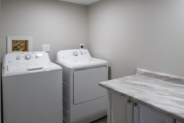 229-235 W 4th Street, Covington, KY 41011