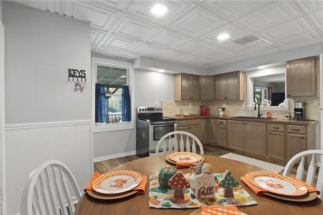 14801 Hamilton Road, Greenwood, MO 64034