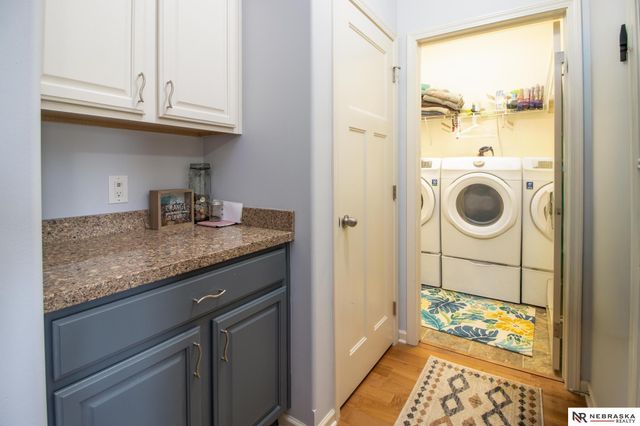 15803 Young Circle, Bennington, NE 68007