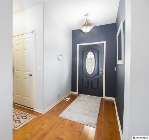 15803 Young Circle, Bennington, NE 68007