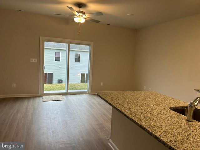 30 CRAMSFORD ST, Falling Waters, WV 25419